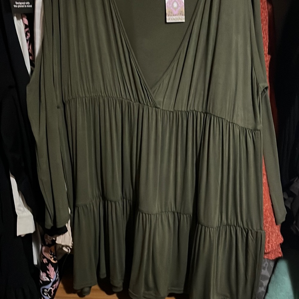 NWT Boohoo Olive Jersey Dress. US size 20